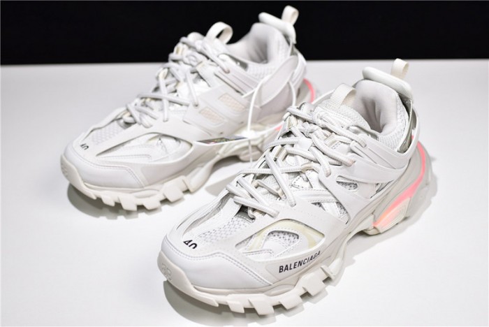 BL Track Runners white lighted 542023 W1GB9 6509