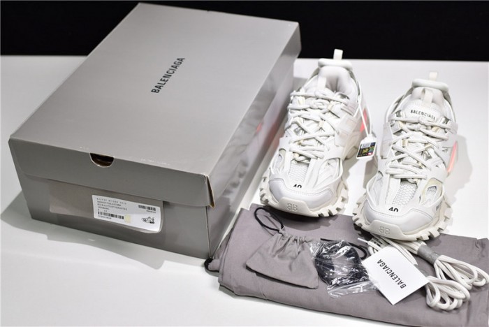 BL Track Runners white lighted 542023 W1GB9 6509