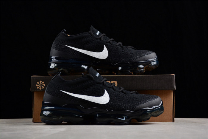 Nike AIR VAPORMAX 2023 FLYKNIT 