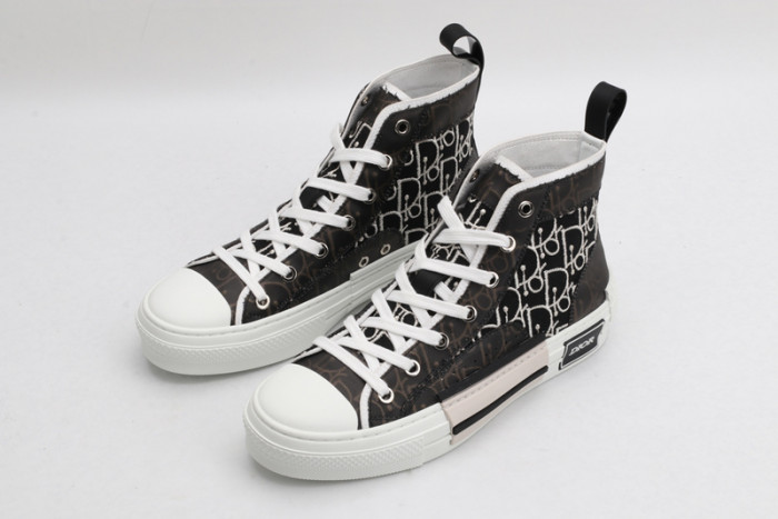 DR B23 OBLIQUE TOP SNEAKER