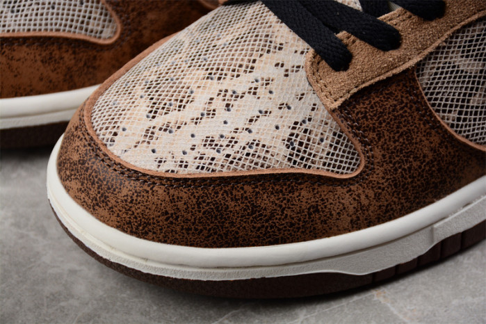 Nike DUNK LOW PREMIUM 