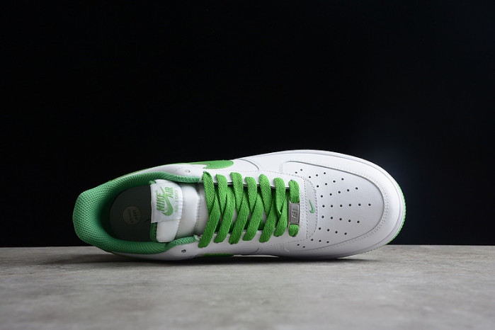 NIKE Air Force 1 DH7561-105